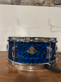 Pyramid blue Perl drum 14inch