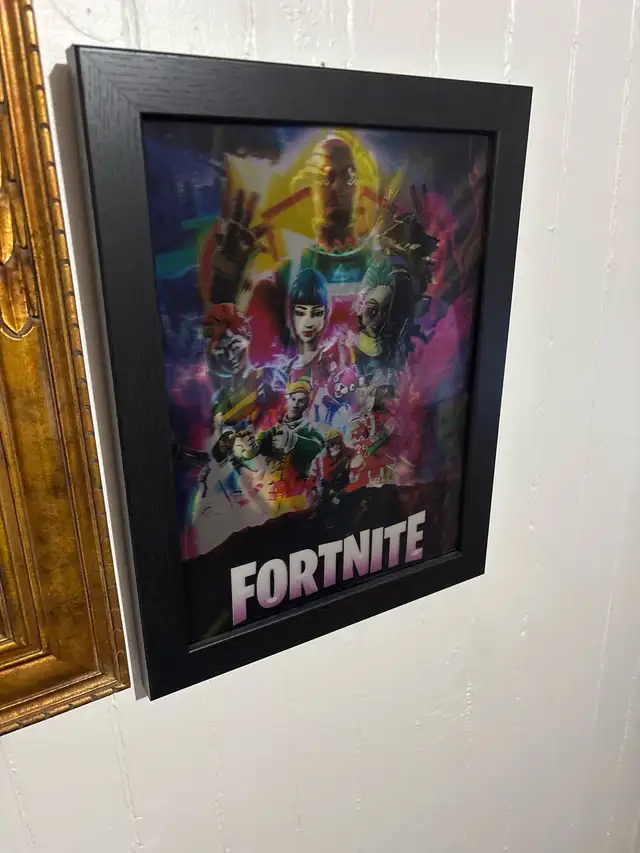 cadre Fortnite in Other in Québec City - Image 3
