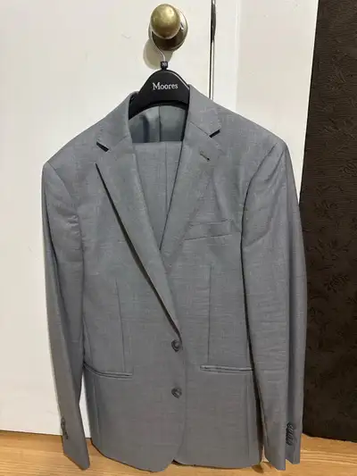 Moores Suit 36S, View more