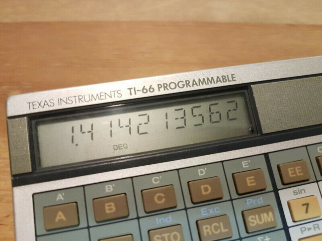 Texas Instruments TI-66 Programmable calculator in General Electronics in Mississauga / Peel Region - Image 4