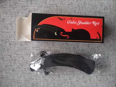 This brand new violin shoulder rest, sized for 1/4 to 1/8 violins, is designed to enhance your playi...