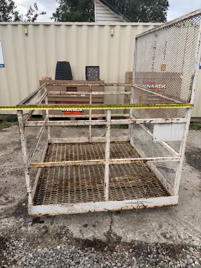 Heavy Duty Man Basket manufactured by Kelowna Steel for any Forklift. Engineered by ROV Could use a...