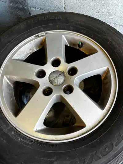 4 original 16'' Rims for Dodge Grand Caravan with summer tires 225 X 65 X 16