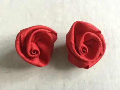 2 boucles pour décorer chaussures ,ou autres choses, View more