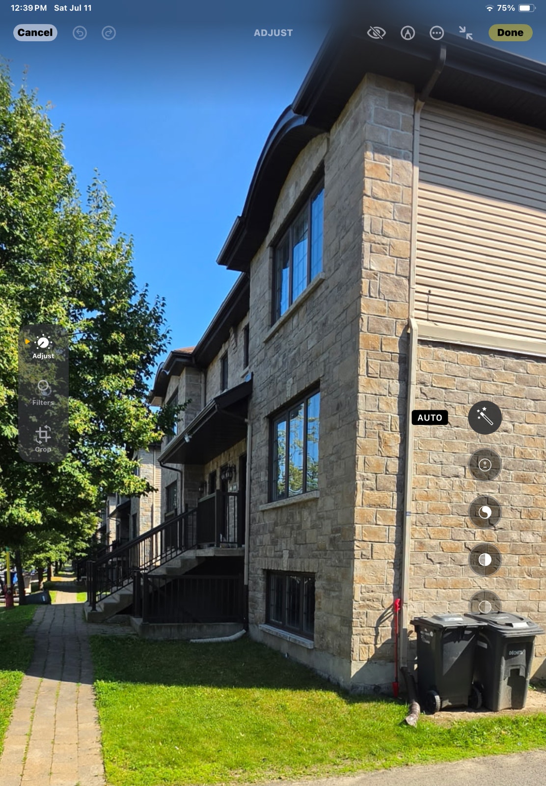 Grand 4 1/2 Chomedey, condo près aut. 13 / 440 station — photo 1