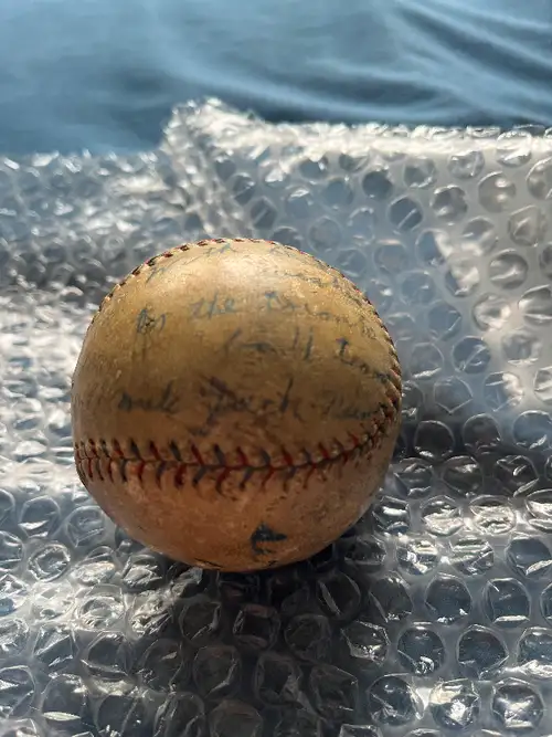 1930 autographed mule jack haas baseball . Great price compared to comparables. Asking 1299$ obo Com...