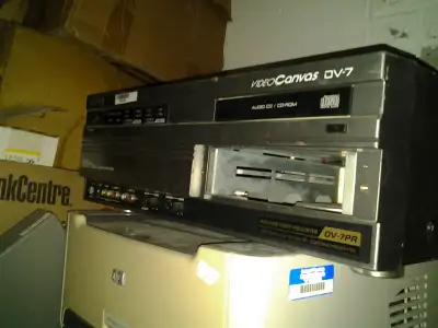 edirol roland dv-7 direct linear video editor with special effects broadcast video equipment