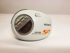Sony Walkman Weather AM FM Radio SRF-M37W GOOD CONDITION