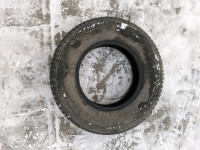 Winter tire 225/75/16