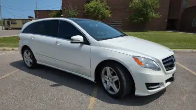 2011 Mercedes-Benz R350 AMG 4MATIC AWD – Top-of-the-Line, Loaded with Premium Features Pearl White |...