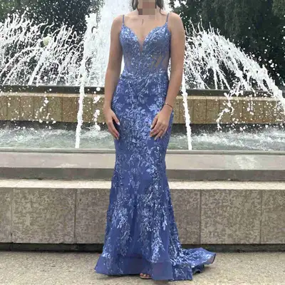 78 ads for grad dress in Women's - Dresses & Skirts in Winnipeg | Kijiji  Marketplaces