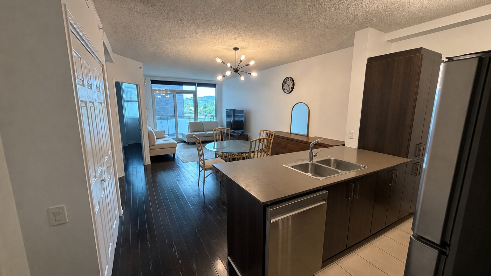 2 Bedroom 2 Bathroom apartment for rent — photo 1