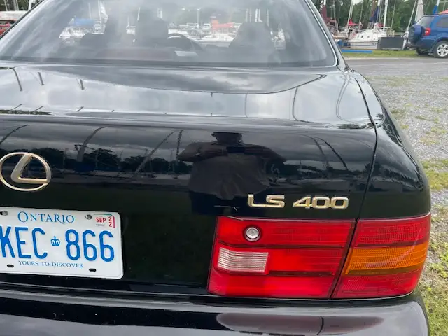 1995 Lexus LS 400 in Cars & Trucks in Ottawa - Image 11