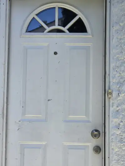 Student Room/working class single for Rent – Near University of Manitoba. A well-furnished private r...