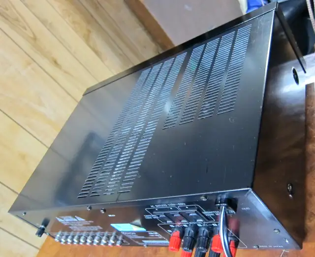 DENON PMA-520 STEREO INTEGRATED AMPLIFIER * JAPAN * TOROID POWER in Stereo Systems & Home Theatre in Ottawa - Image 7