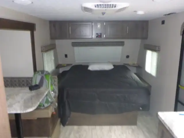 Trailer K-Z Escape 181RB 2018 used in Travel Trailers & Campers in Cape Breton - Image 5