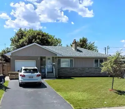 2 Bedroom Basement Apartment - July 1st Move