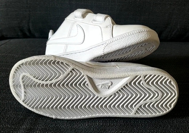 ! NEW ! - Nike Court Royale (Kids, 2Y), White in Kids & Youth in Hamilton - Image 4