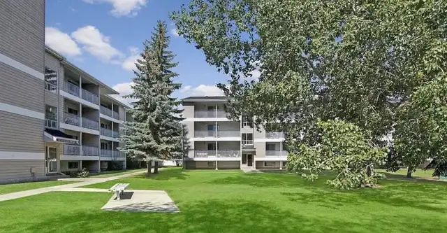 1-2 Bedrooms for rent 