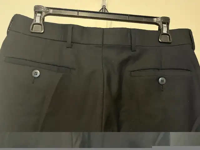 BOULEVARD CLUB Mens 32 Navy Blue Pure Fine Wool Dress PANTS in Men's in Calgary - Image 6