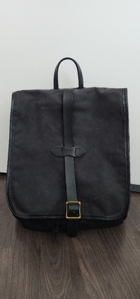Filson Backpack - Timeless Design