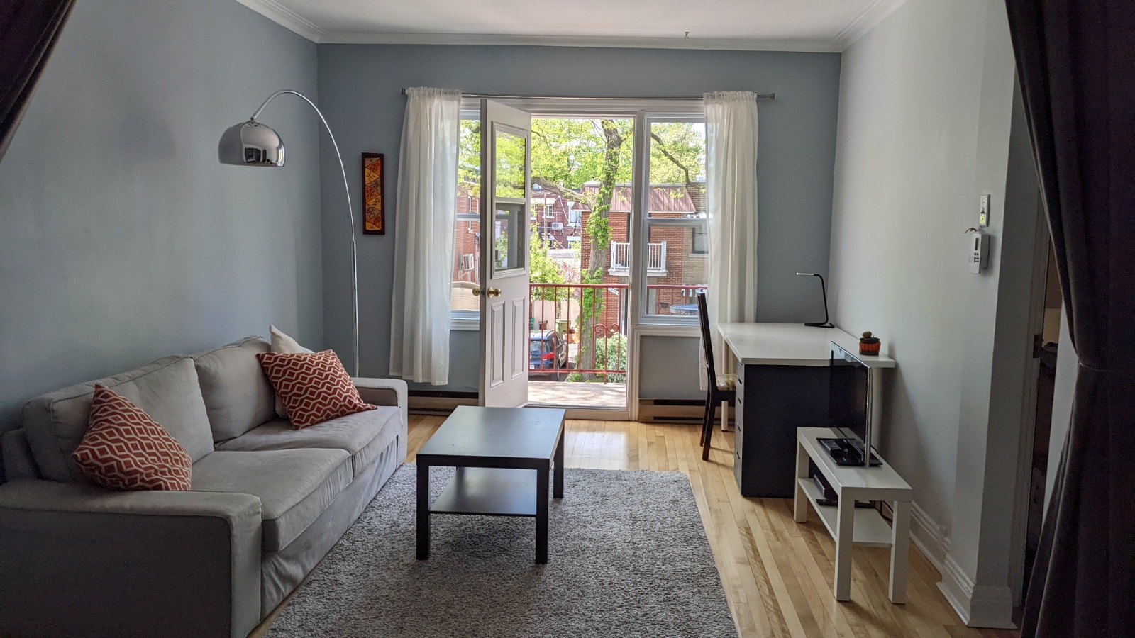 Magnifique 3 1/2 meublé et équipé, Villeray — photo 3