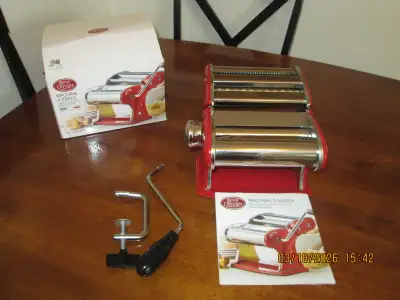 Pasta Machine Remy Oliver brand Heavy Duty Chromed Clean