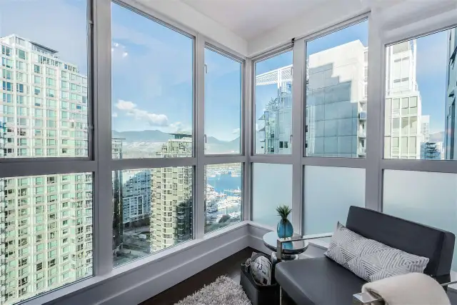  Private Furnished Room in High-Rise — All Utilities Included in Room Rentals & Roommates in Vancouver - Image 8