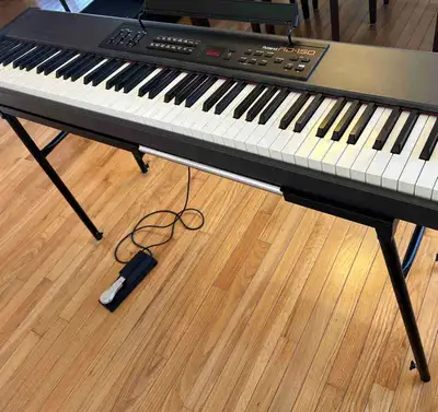 Roland RD-150 stage piano 88 weight keys, View more