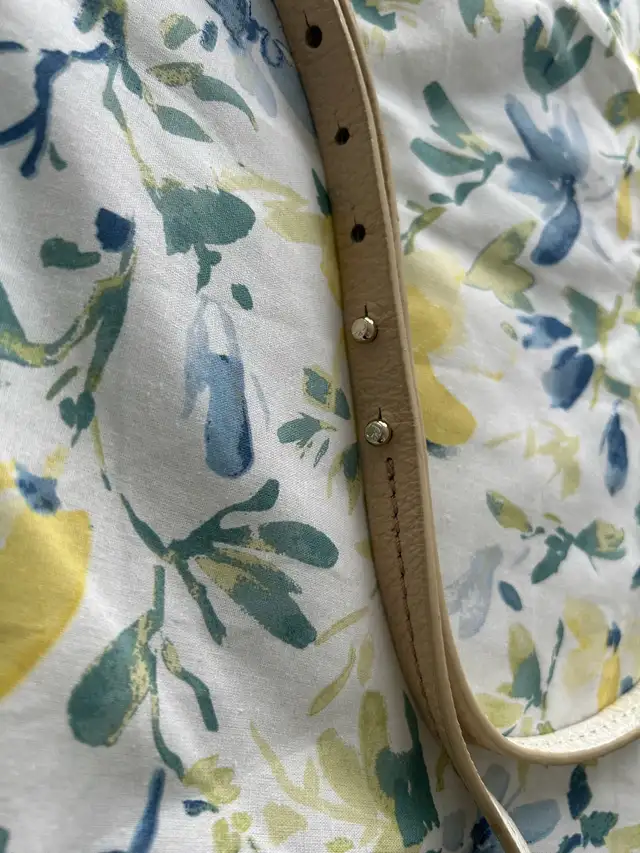 KATE SPADE SAND/WHITE PEBBLED LEATHER CROSSBODY in Women's - Bags & Wallets in Markham / York Region - Image 5