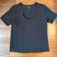 NWOT Aritzia Babaton Black 100% Silk Scoop Neck Tshirt-Sz. Small