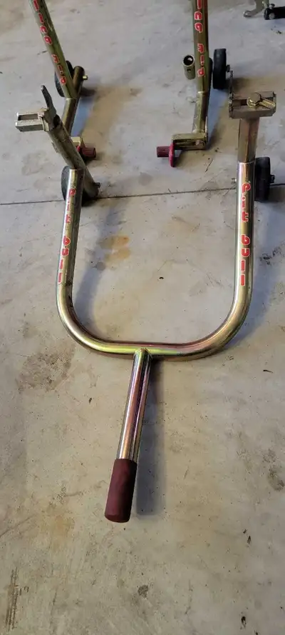 Hey i have pitbill stands I no longer use. So im looking to rehome them to someone who could use the...