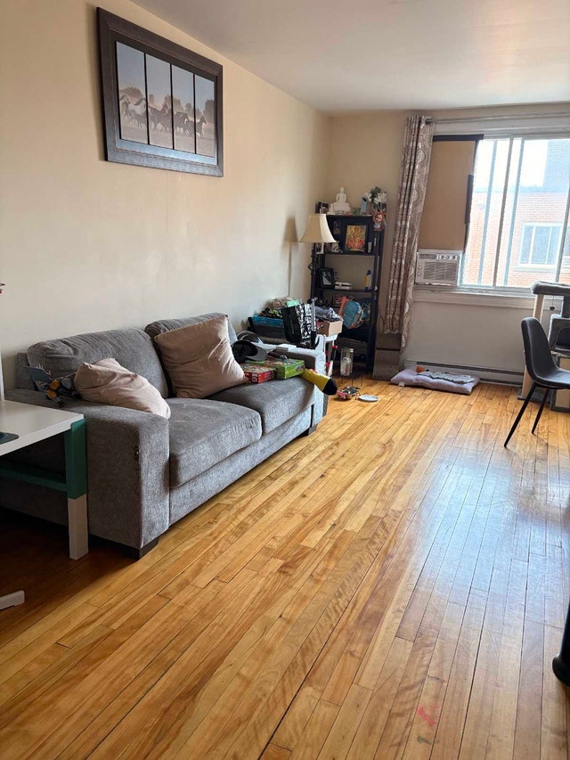 586 Rue Ouimet — photo 1
