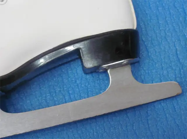 New LANGE Skates Size-5 (inner length 20.5cm/8.1'') Dwight in Skates & Blades in Muskoka - Image 7