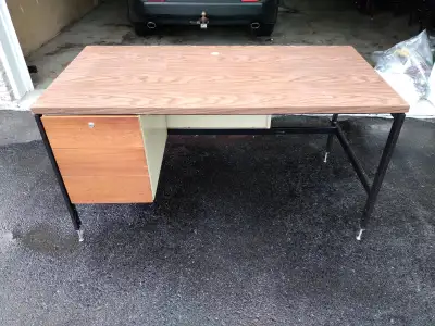 FREE DESK, View more