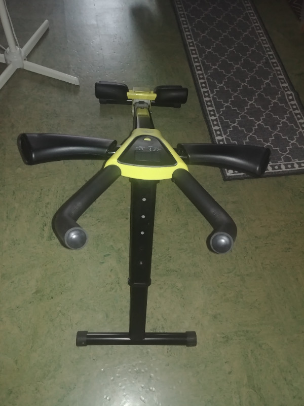 LEIKE ab-core machine brand new works asome $90.00 o.b.o in Exercise Equipment in St. Catharines - Image 2