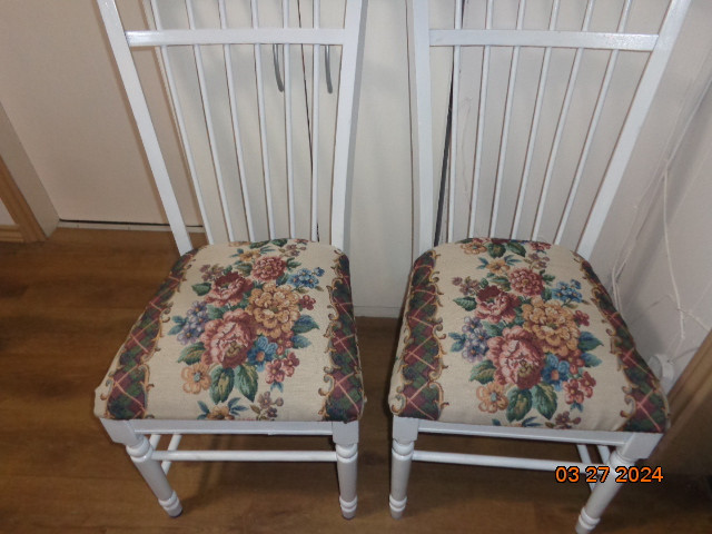 kitchen chaires in Chairs & Recliners in Moncton - Image 3