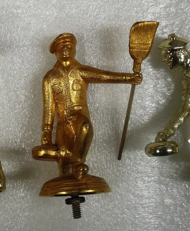 3 CURLING TROPHY FIGURES/TOPPERS in Arts & Collectibles in Lethbridge - Image 4