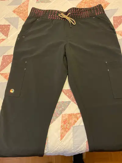 Scrubs med black, View more