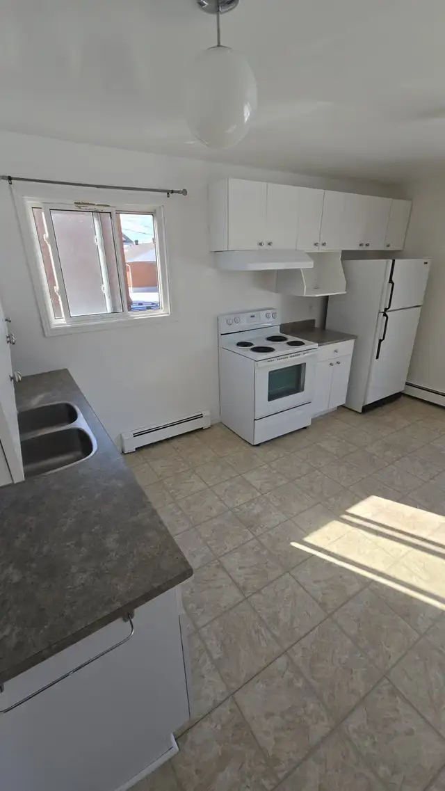 152 MAIN ST. - CHELMSFORD in Long Term Rentals in Sudbury - Image 9