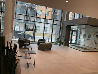 Magnifique condo 4 et ½ à louer au cœur de Saint-Léonard Situé au 4e étage d’une nouvelle constructi...