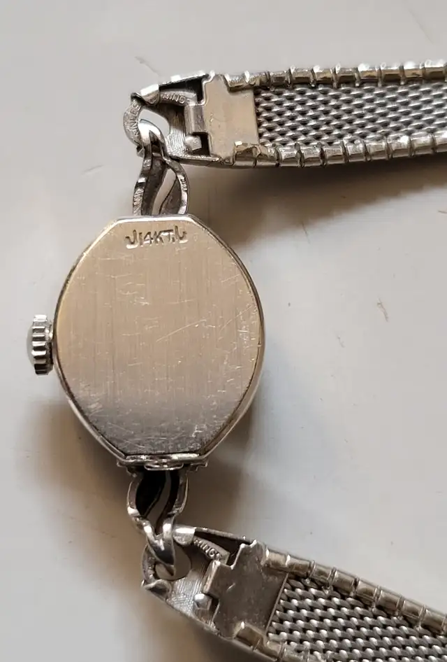 Vintage 14k Solid White Gold Bulova Mechanical Ladies Watch63654761735299124