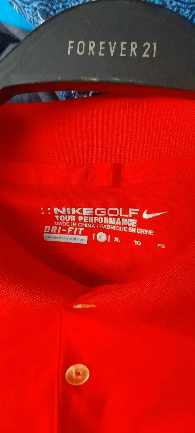 Nike Golf Polo XL in Men's in Ottawa - Image 4