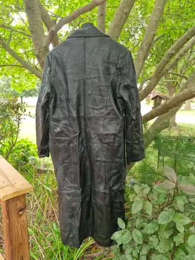 Man's leather trench coat, View more