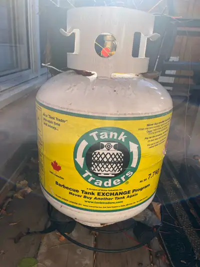  FULL BBQ PACKAGE – Grill + 2 Propane Tanks – Only $200 , View more