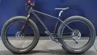 NORTH    ROCK (GIANT) XCF - FAT    TIRE BICYCLE - BRAND NEW