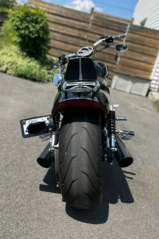 2012 Harley Davidson VROD Muscle Anniversary Edition in Sport Touring in Ottawa - Image 5