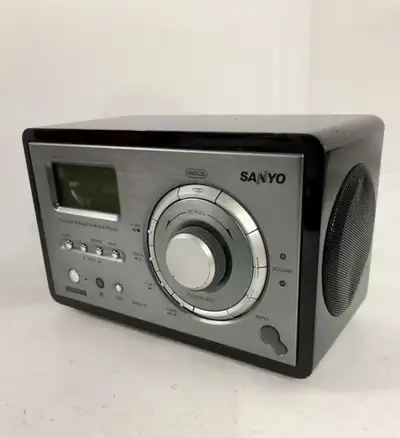 Sanyo WiFi Internet/ FM Radio ( Model R227 ), View more