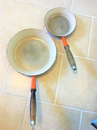 Le Creuset Fry Pans Size 20 & 28. Vintage. Poêlons Orange