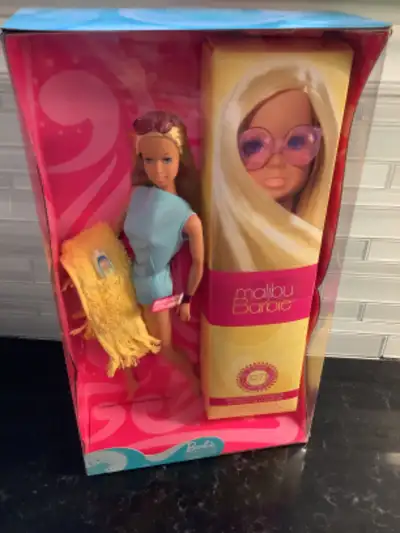 Collector Edition Malibu Barbie with Keepsake Box 2001, View more